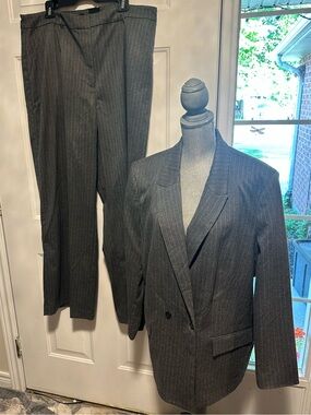 Reitmans Charcoal Pinstripe Women's Blazer-size 20  & Trousers- size 20Tall